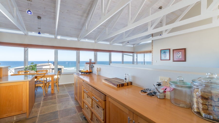 3 Bedroom Property for Sale in Pienaarstrand Western Cape